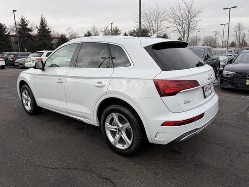 2022 Audi Q5 40 Premium