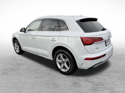 2022 Audi Q5 40 Premium