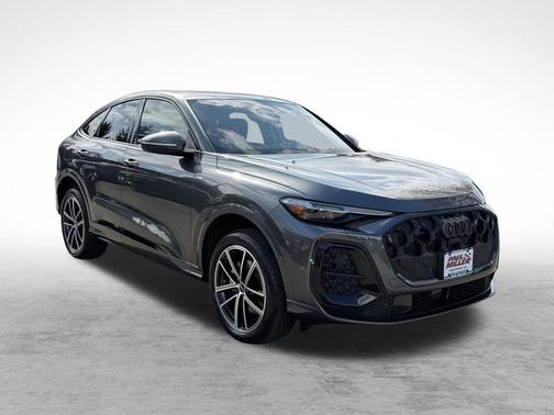 Daytona Gray Pearl 2026 Audi Q5 PLUS