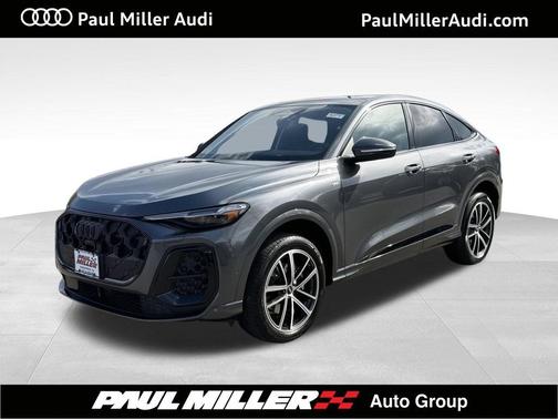 Daytona Gray Pearl 2026 Audi Q5 PLUS