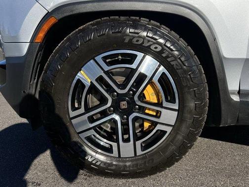 2023 Rivian R1S Launch Edition