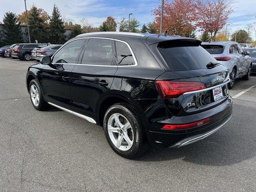 2023 Audi Q5 40 Premium