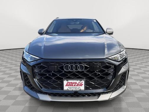 2026 Audi RS Q8 performance