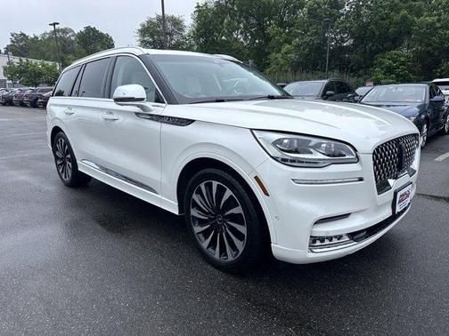 2022 Lincoln Aviator Black Label Grand Touring