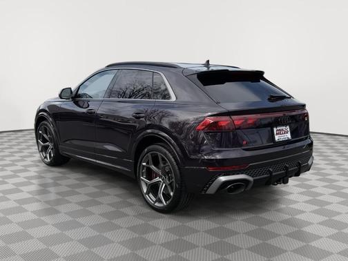 2026 Audi RS Q8 performance