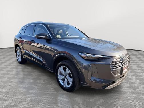 2025 Audi Q5 2.0T quattro Premium