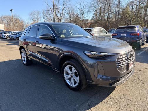 2025 Audi Q5 2.0T quattro Premium