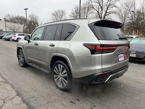 2024 Lexus LX 600 Luxury