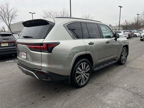 2024 Lexus LX 600 Luxury
