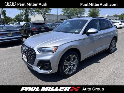 2025 Audi Q5 45 S line quattro Premium
