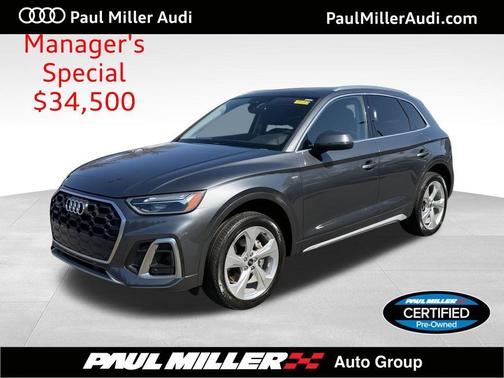 Daytona Gray Pearl Effect 2023 Audi Q5 45 S line quattro Premium