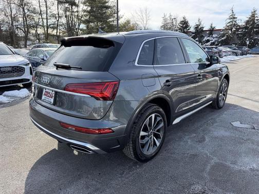 2023 Audi Q5 45 S line Premium Plus