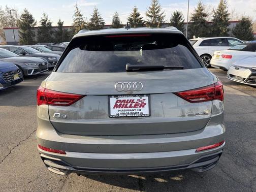 2025 Audi Q3 45 S line Premium