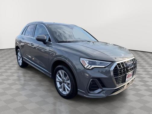 2025 Audi Q3 45 S line Premium