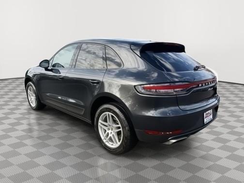 2021 Porsche Macan Base