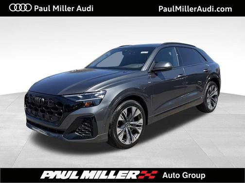 Daytona Gray Pearl 2026 Audi Q8 55 Premium