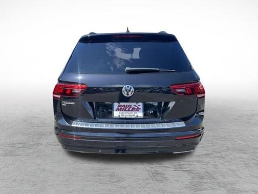 2020 Volkswagen Tiguan 2.0T SE R-Line Black
