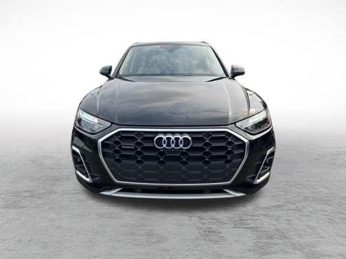 2023 Audi Q5 45 S line quattro Premium
