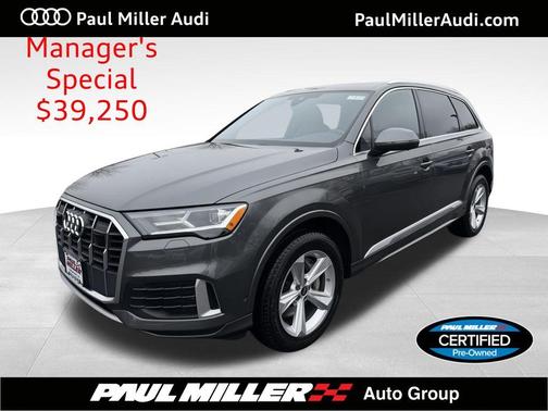 Samurai Gray Metallic 2023 Audi Q7 45 Premium Plus