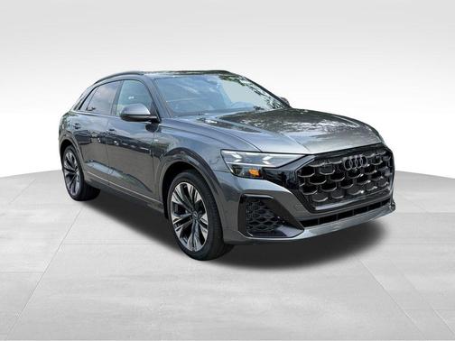Daytona Gray Pearl 2026 Audi Q8