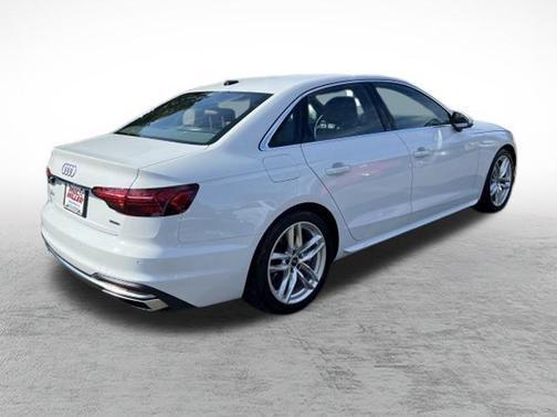2023 Audi A4 45 S line Premium Plus