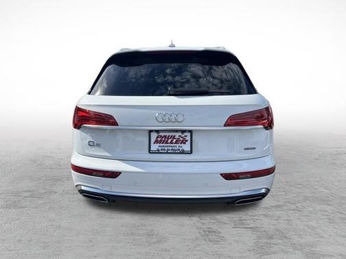 2022 Audi Q5 45 S line quattro Premium