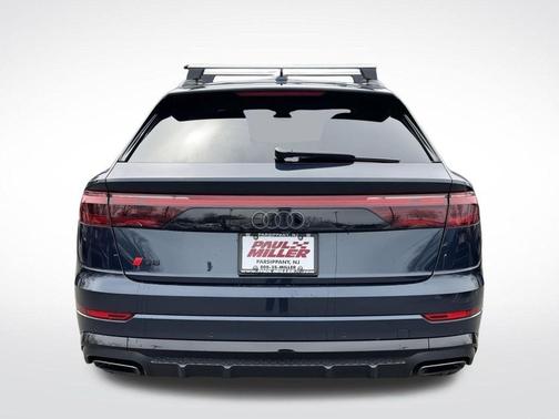 Waitomo Blue Metallic 2025 Audi Q8 55 Premium