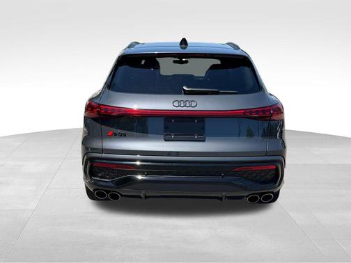 Tambora Flame 2026 Audi SQ5 3.0T Premium Plus