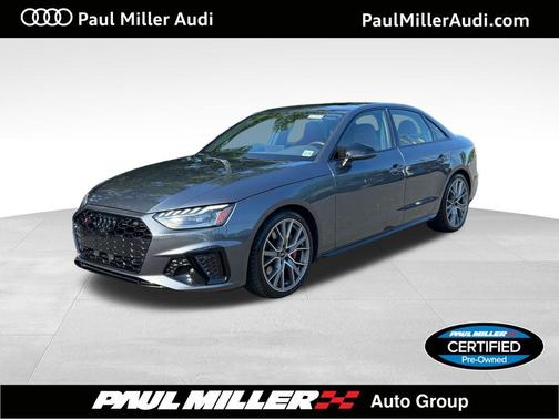 Daytona Gray Pearl Effect 2024 Audi S4 3.0T Premium