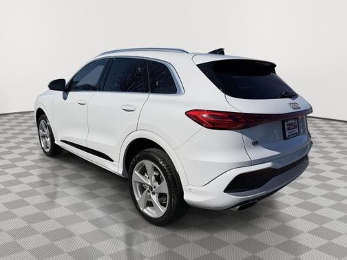 2025 Audi Q5 2.0T quattro Premium