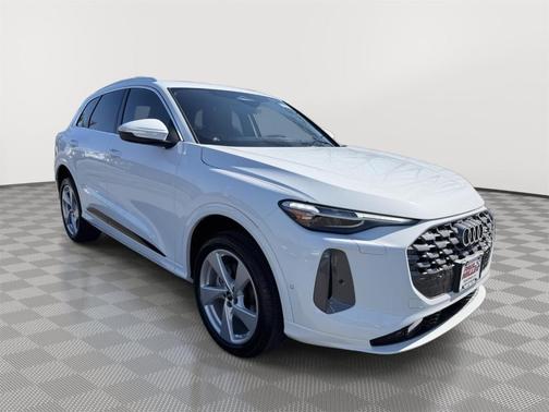 2025 Audi Q5 2.0T quattro Premium