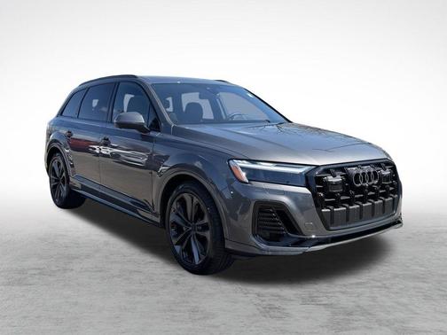 Samurai Gray Metallic 2026 Audi Q7 55 Premium Plus
