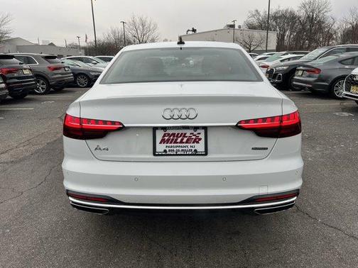 2021 Audi A4 45 S line Prestige