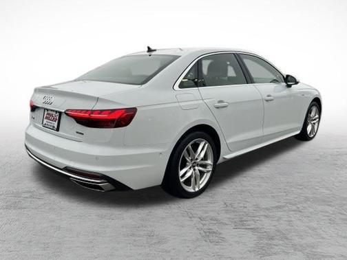 2021 Audi A4 45 S line Prestige