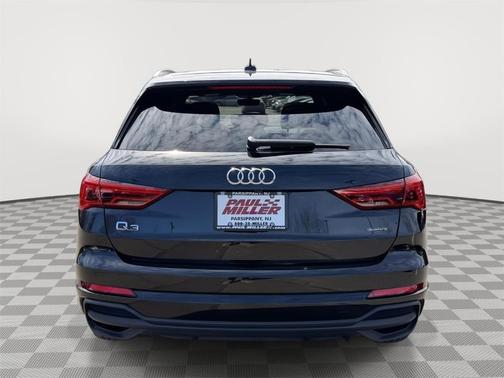 2023 Audi Q3 45 S line Premium Plus