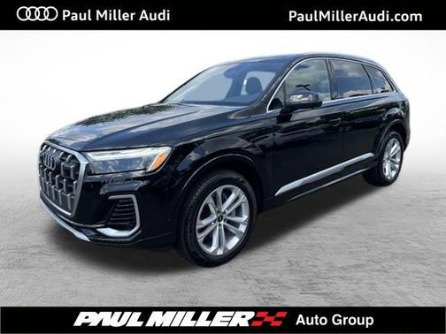 2025 Audi Q7 45 Premium