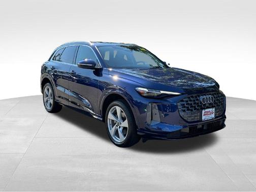 Navarra Blue Metallic 2025 Audi Q5 2.0T quattro Premium