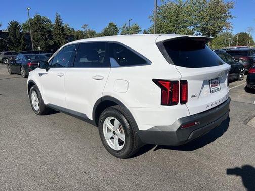 2022 Kia Sorento LX