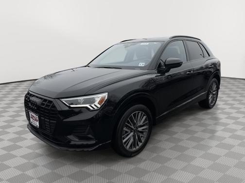 2023 Audi Q3 40 Premium