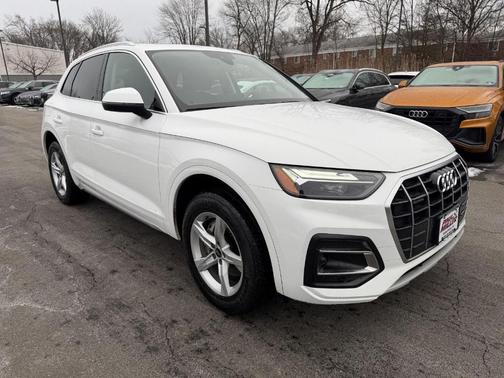 2023 Audi Q5 40 Premium