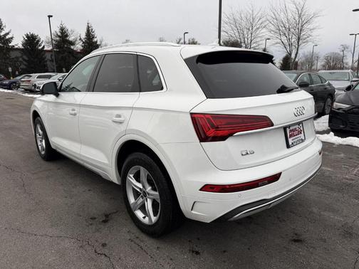 2023 Audi Q5 40 Premium