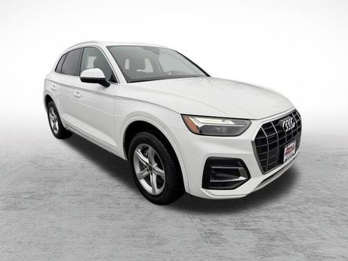 2023 Audi Q5 40 Premium