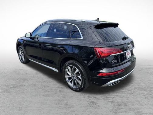 2022 Audi Q5 45 S line quattro Premium