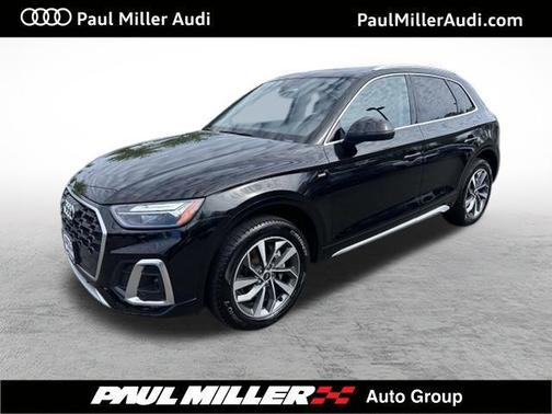 2022 Audi Q5 45 S line quattro Premium
