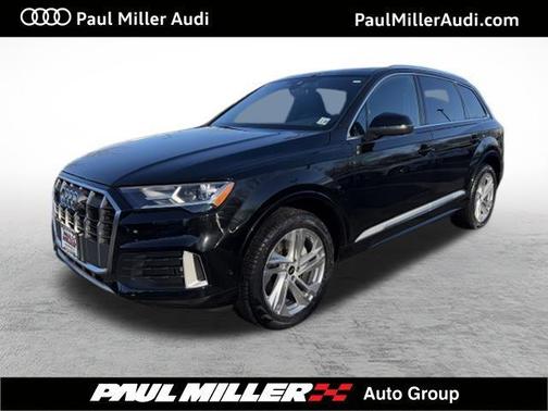 2023 Audi Q7 45 Premium
