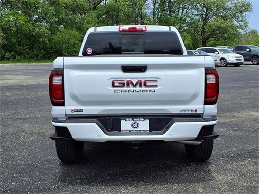 2025 GMC Canyon Base