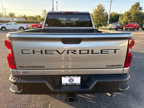 2026 Chevrolet Silverado 2500 Custom