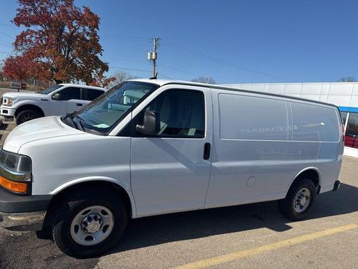 2015 Chevrolet Express 2500 Work Van