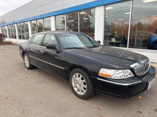 2009 Lincoln Town Car Signature