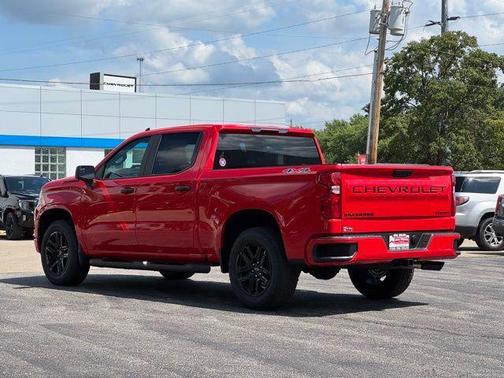 2025 Chevrolet Silverado 1500 Custom